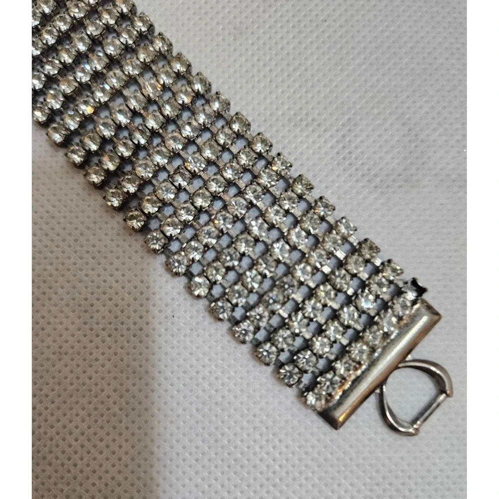 Vintage Silver Tone Clear 8 STRAND Rhinestone Bracelet -‎ GLAMOUROUS!